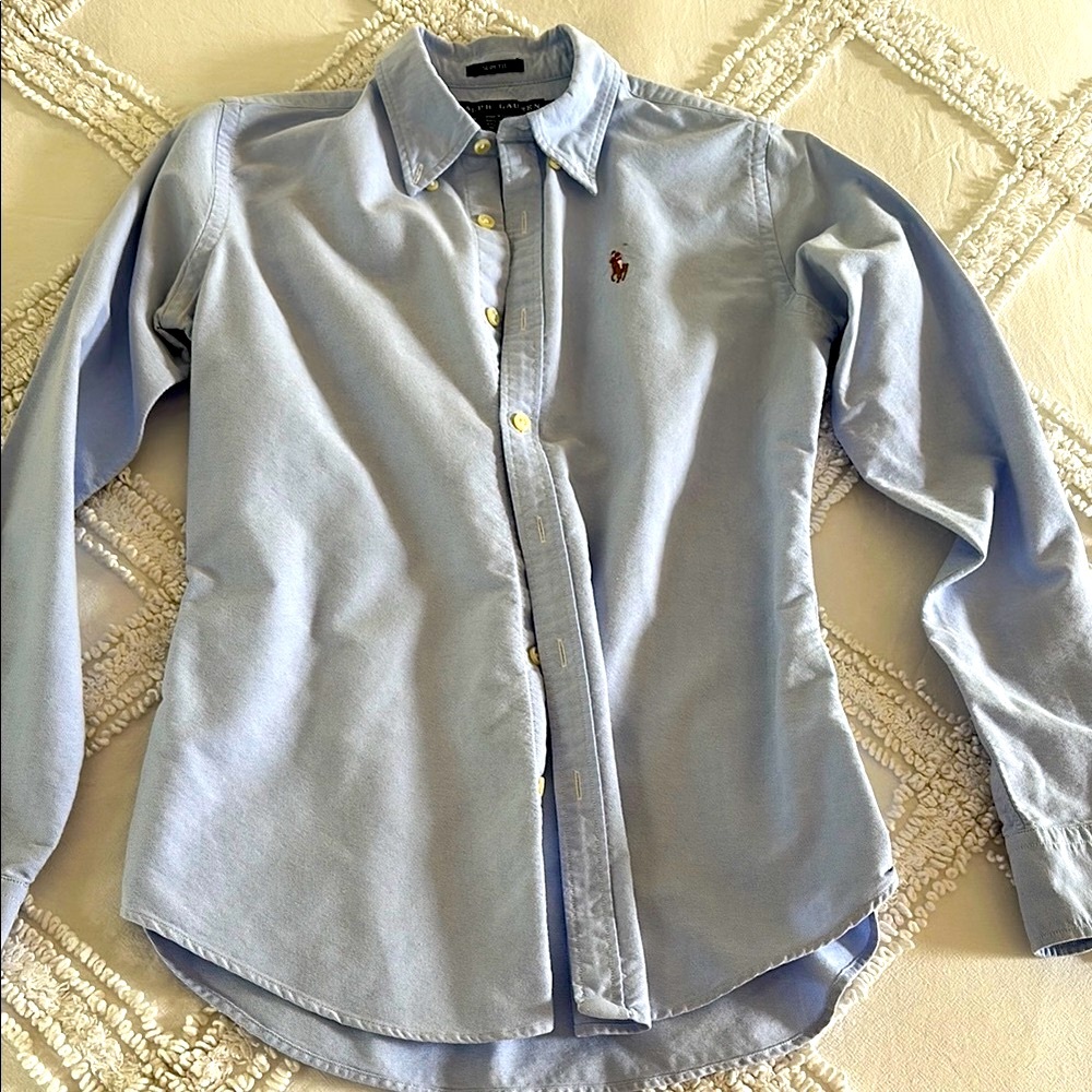 Light Blue Ralph Lauren women’s slim fit shirt, size 2